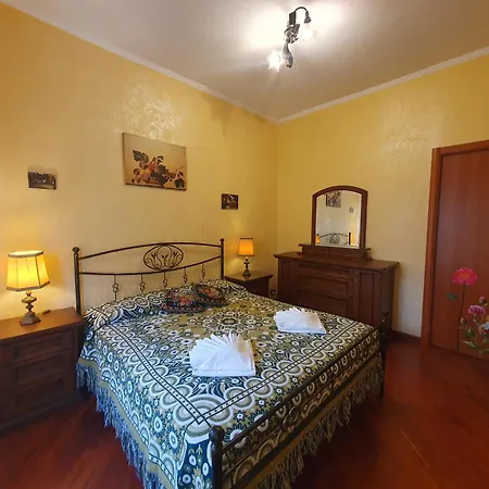 Domus Monteverde * Roma