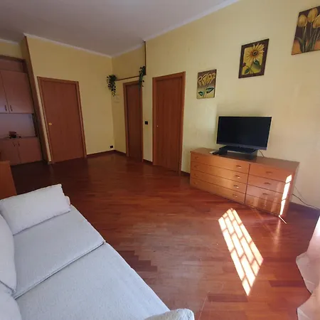 Domus Monteverde Apartment