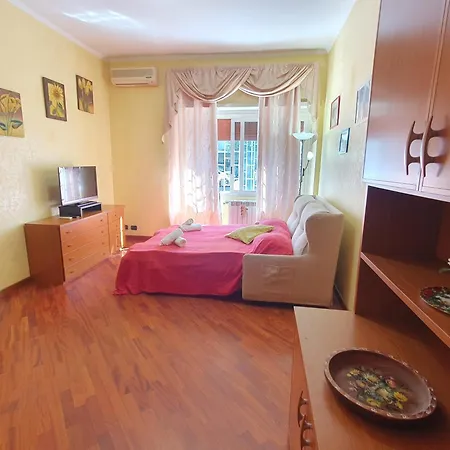 Domus Monteverde Apartman *